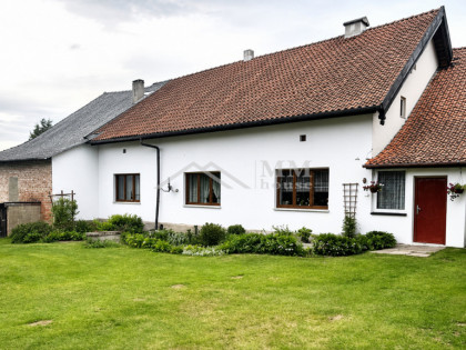Dom na Warmii 135m2, działka 4700m, staw, garaż