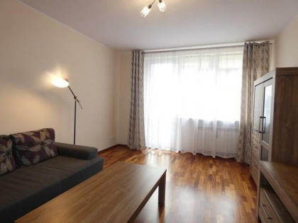 Mieszkanie 2 pokojowe, balkon - Farna 2A, Batory