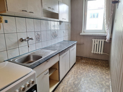 Mieszkanie 46 m2, centrum, do remontu. Polecamy