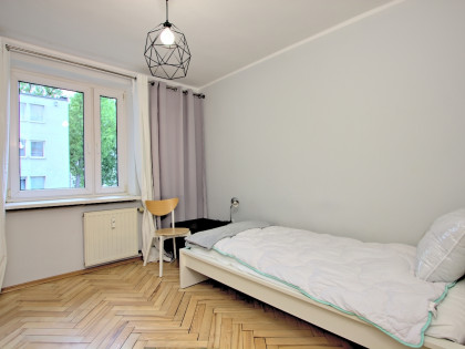 Pokój w 3pok. mieszkaniu po remoncie, Żoliborz