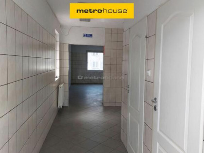 Lokal użytkowy 32,8 m²  Oleśnica, ul. Lelewela