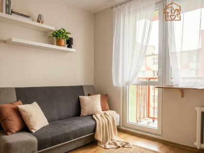 Kawalerka z balkonem, pet-friendly - Główna 12