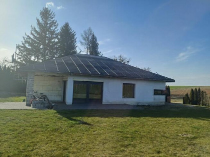 Sprzedam dom 154m2 z garażem i kotłownią na działce 30 arów