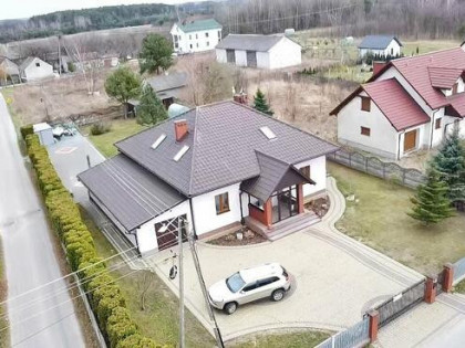 Dom Klwatka Królewska gm. Gózd