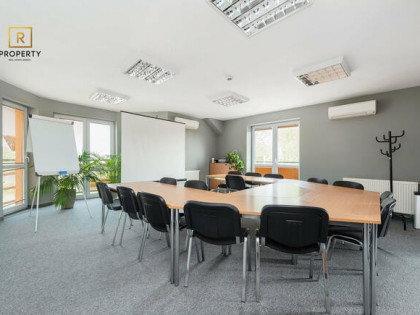 Bronowice małe| Budynek komercyjny | Biuro