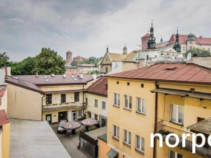 Mieszkanie z osobną sypialnią,  jasną kuchnia, widokiem na Wawel