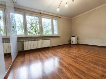 Atrakcyjna kawalerka w Centrum na 2 piętrze