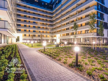Apartament 2 pok. 44,13m2 ogrzewanie miejskie /obok Sky Tower