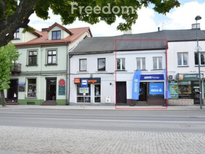 Kamienica z potencjałem w centrum Łasku.