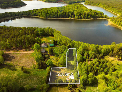 Działka 2166 m² z widokiem na jezioro i WZ