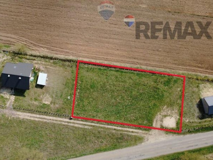 Działka budowlana 1241 m² Trzebiesławice