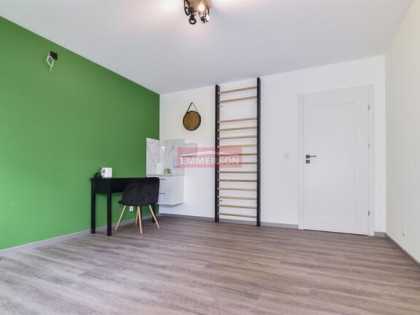 Lokal 34,32 m2  z 2 ogródkami i piwnicą