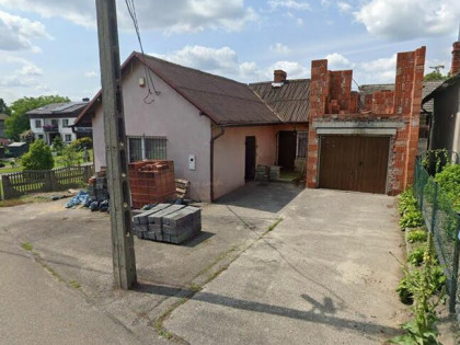 Sprzedam Dom do remontu z ogródkiem i dobudowanym garażem