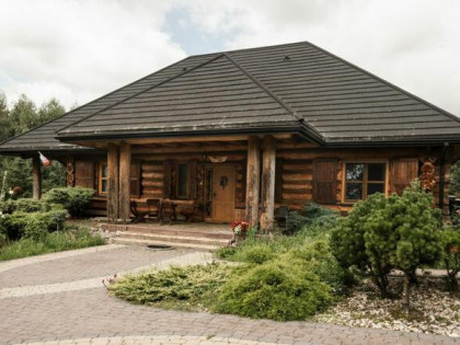 WYJĄTKOWY DOM Z BALI W SERCU NATURY