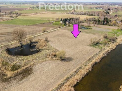 Działka o pow. 4641m2 w Stobcu gmina Stegna