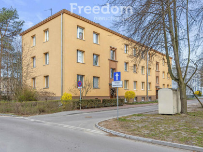 2 pokoje niedaleko PKP – Zielonka