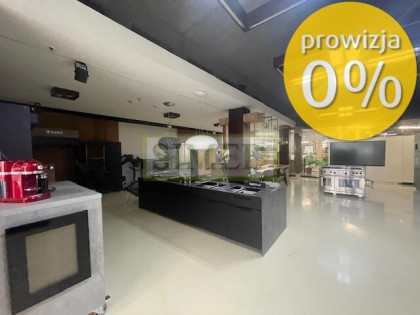 Showroom,parter,witryny,wys.3,5m,klima,wentylacja