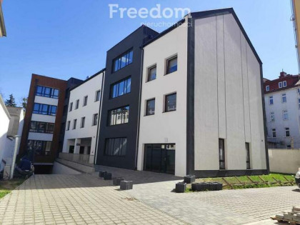 Lokal usługowy,ul.Dąbrowszczaków 29a,parter, 61 m2