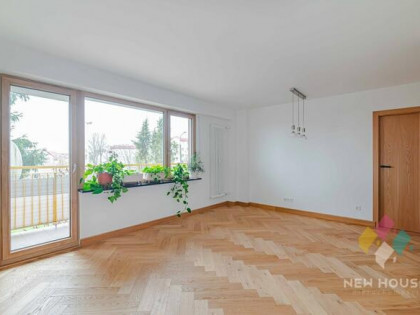 rezerwacja Jaroty, pow. 60,1 m2, 3 pok., balkon