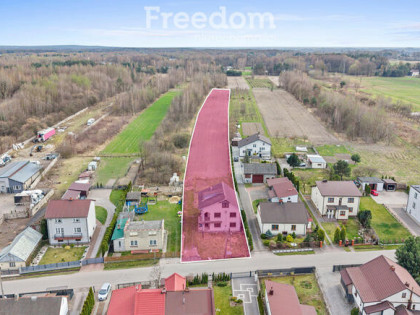 Dom 140 m² + poddasze 93 m² | działka 6743 m²