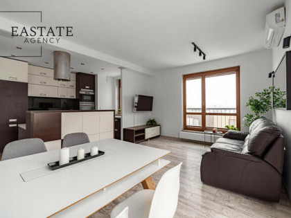 Na sprzedaż komfortowe 3-pokojowe mieszkanie 72 m²
