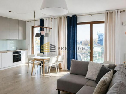 Piękny apartament w Porcie Praskim