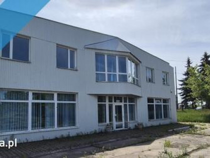 biurowiec z halą magazynową