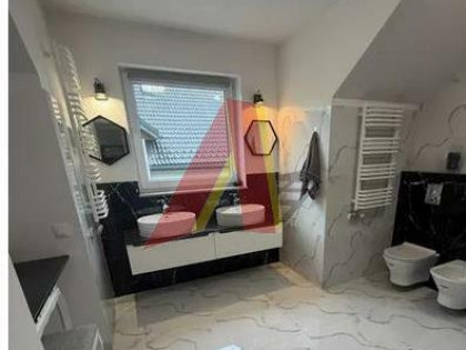 Dom Kraków Podgórze, Kostrze, Kozienicka
