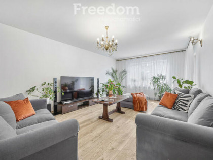 Dom 260 m² w centrum Książenic