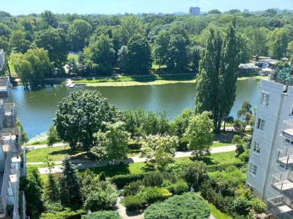 Widok na park Skaryszewski! Na wynajem perełka z antresolą 57 m2. Warszawa / Praga Południe