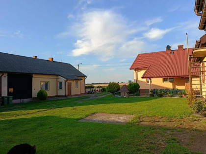 WYJĄTKOWA NIERUCHOMOŚĆ W M. ROSOCHA GM. OSIEK MAŁY – IDEALNA