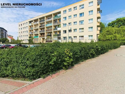 Trzypokojowe mieszkanie z balkonem