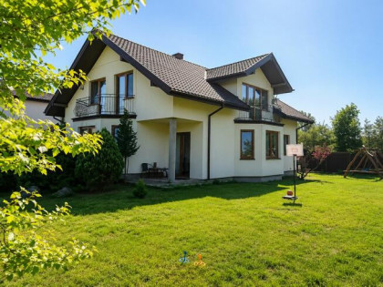 Nietuzinkowy dom w zielonej części Gostynina