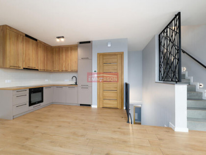 Dwupoziomowy apartament, ogródek, taras, parking