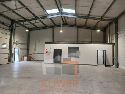 Centrum produkcyjne / magazyn na wynajem pow. 420 m2.