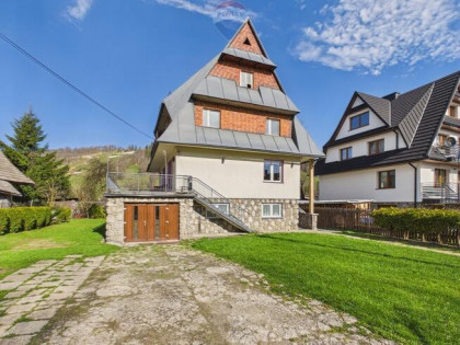 DOM W ZAKOPANEM 322 m² – TWOJA PRZESTRZEŃ W GÓRACH