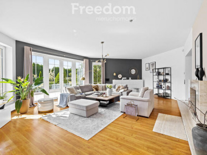 Dom wolnostojący 285 m², działka 1666 m² | Banino