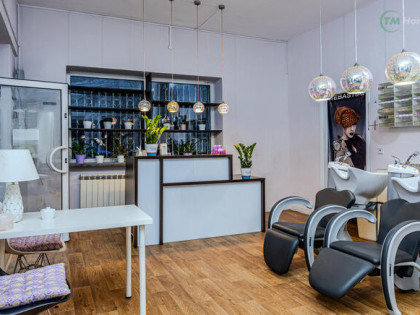 Salon fryzjersko-kosmetyczny | Wspólna