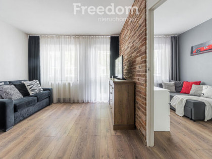 Jasne 2 pokoje (39,5 m²) z dużym balkonem