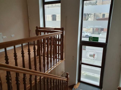 SALON FRYZJERSKI KOSMETYCZNY W ŚRÓDMIEŚCIU