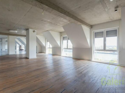Loft 308 m² z widokiem na Odrę