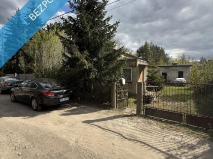 Sprzedam dom 58m2 na działce 521 m2 na początku Marek