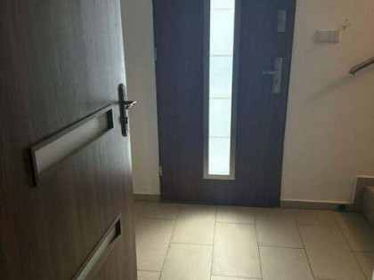 Wynajmę garaż / lokal użytkowy ok. 100m².