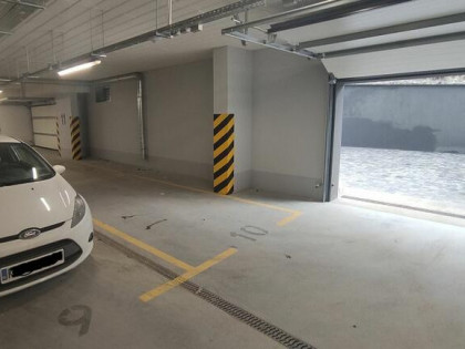 Bez pośredników! 2 pokoje, garaż – Os. Europejskie