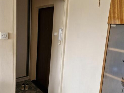 Na sprzedaż: 2-pokojowe mieszkanie do odświeżenia 33,8 m2