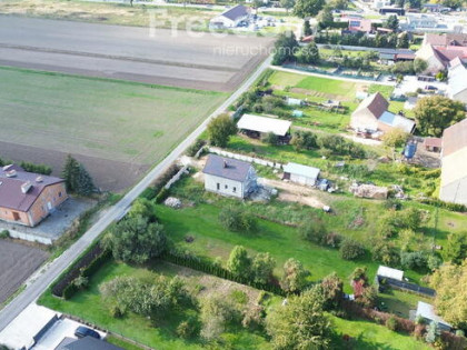 Działka budowlana 985m² - Pisarzowice