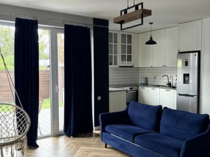 Funkcjonalny dom o przemyślanym układzie – 92 m², Łomianki