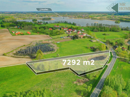Budowlana działka ze stawem pod Mikołajkami
