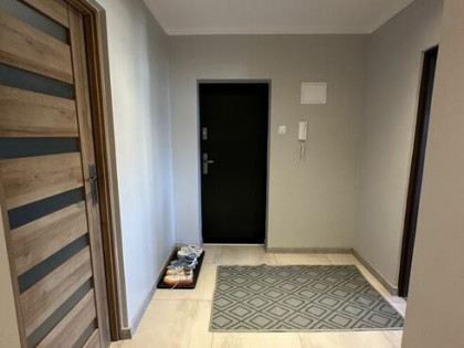 WCHODZISZ I MIESZKASZ – 52,65 m² po remoncie 2025! Chorzeń