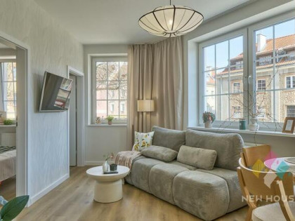 Po remoncie, 2 pokoje, I piętro, balkon, Starówka
